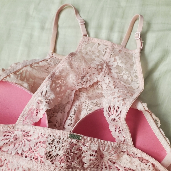 PINK Victoria's Secret Pink Lace Bralette - Picture 4 of 7